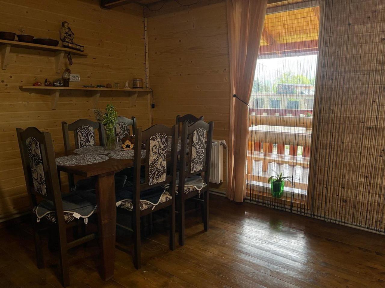 Карпатський Котедж Karpatian Cottage 보로크타 객실 사진